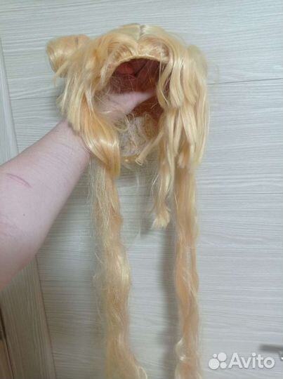 Косплей с париком