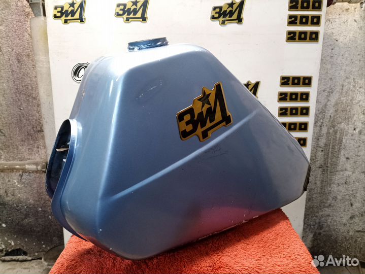 Бак зид курьер