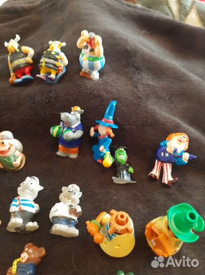 Игрушки из киндера пакетом