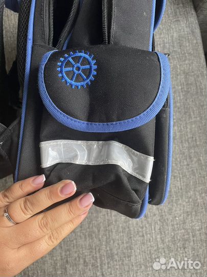 Рюкзак школьный