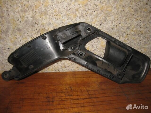 Ручка двери задней внутренняя правая Volkswagen Ve