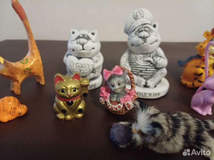 Статуэтка фигурка кошка