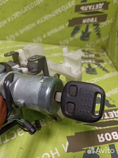 Замок зажигания с ключом Subaru Impreza GD
