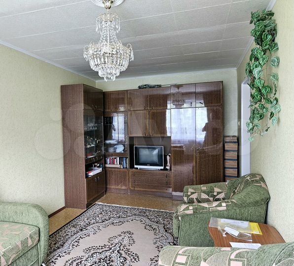 2-к. квартира, 50 м², 3/5 эт.