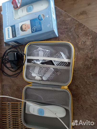 Детская электрическая машинка для стрижки