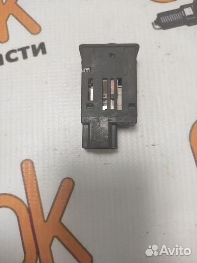 Кнопка регулировки яркости панели Nissan P11