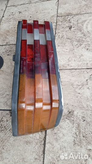 Фонарь задний правый mercedes benz w201 190
