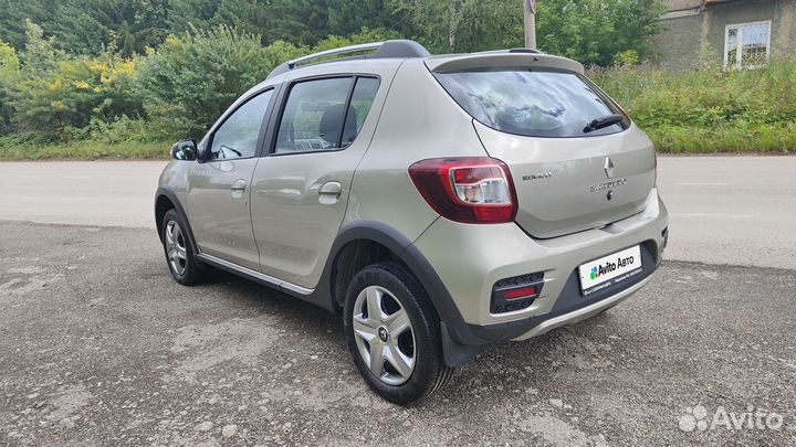 Renault Sandero Stepway 1.6 МТ, 2017, 93 000 км