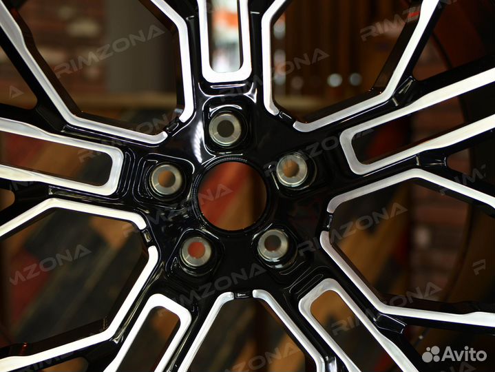 Литые диски Lumma R21 для Land Rover. Ндс