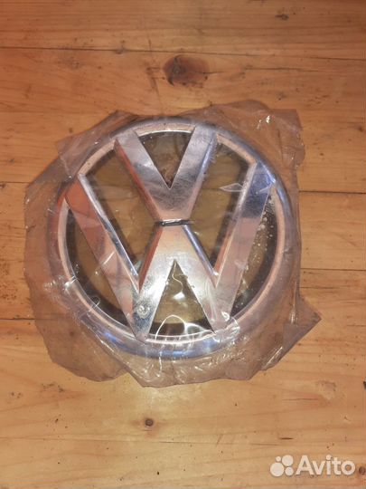 Эмблема volkswagen polo