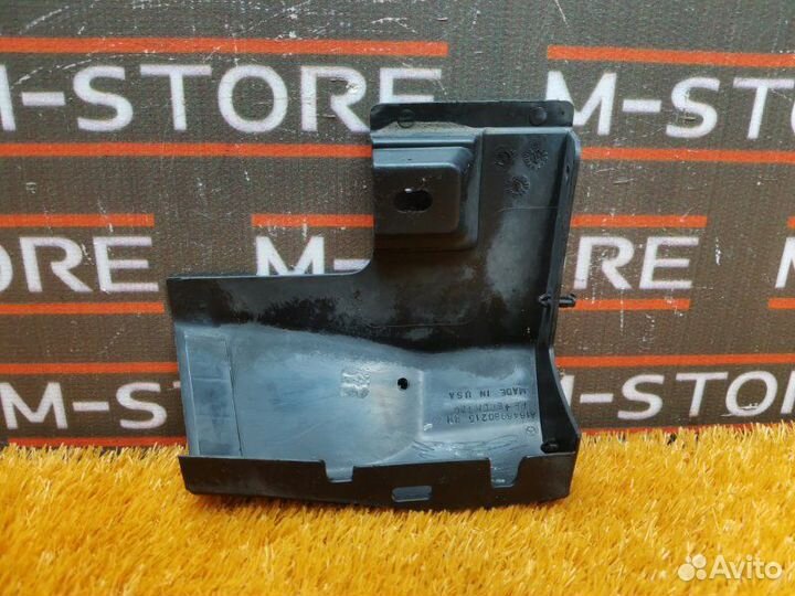 Накладка на порог правая Mercedes-Benz M-Class