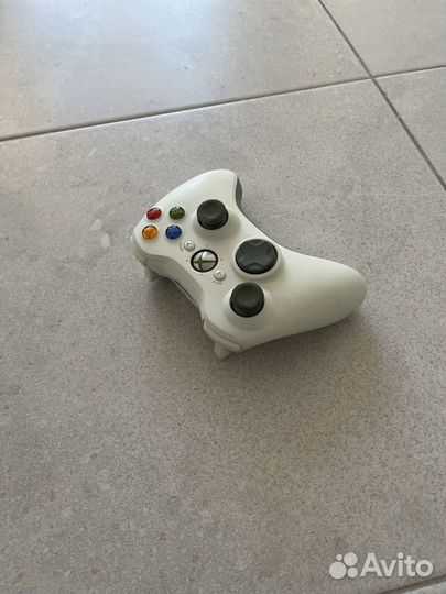 Xbox 360 + несколько дисков