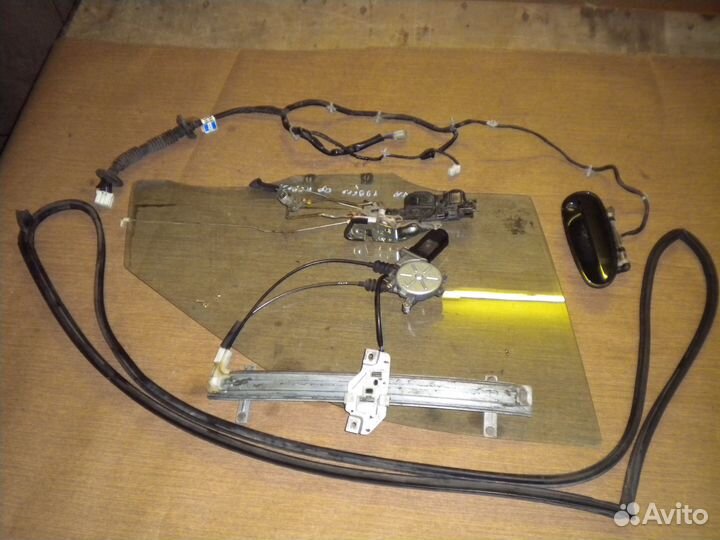 Hyundai Sonata 3 Ручка двери передняя правая (1994