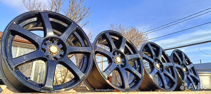 Work Emotion XT7 R18/4*114,3/ET35/42