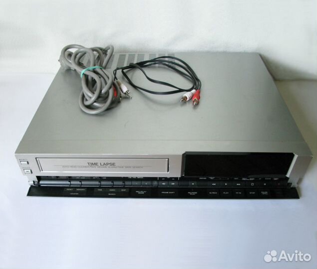 Видеомагнитофон Mitsubishi HS-5300EA