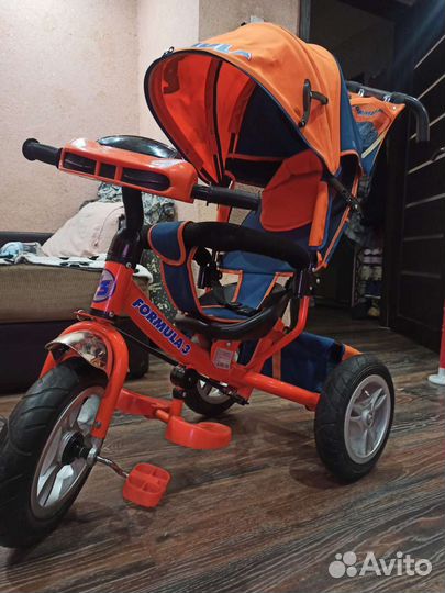 Детский велосипед с родительской ручкой