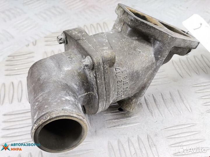 Корпус термостата Opel Tigra 1998 1338073