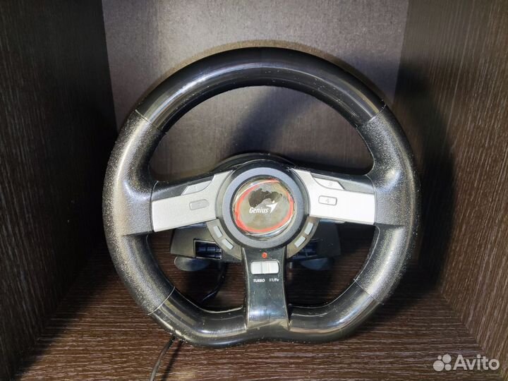 Игровой руль с педалями Genius Speed Wheel 5 Pro