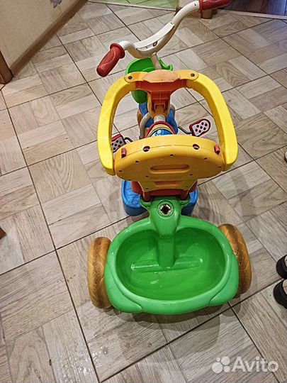 Трехколесный велосипед