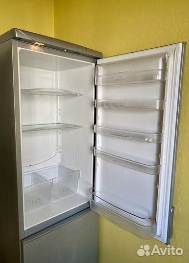 Холодильник