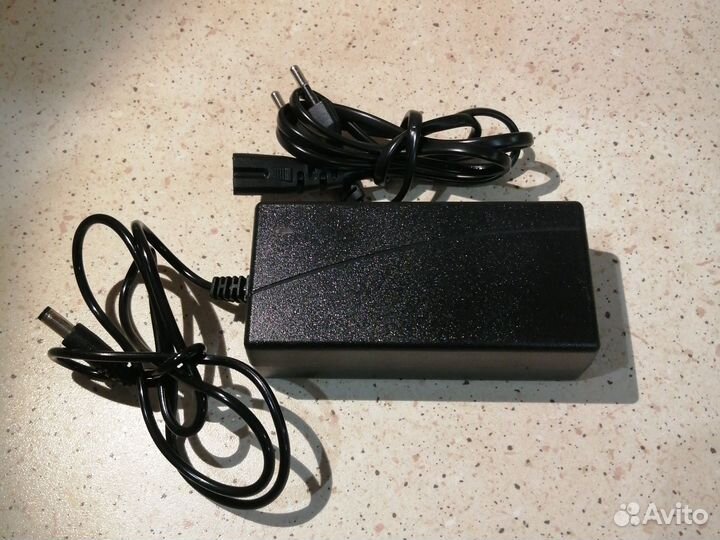 Зарядка для электросамоката