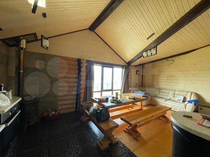 Дом 322 м² на участке 11 сот.