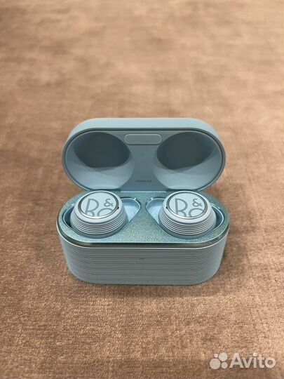 Беспроводные наушники Bang&Olufsen Beoplay E8Sport