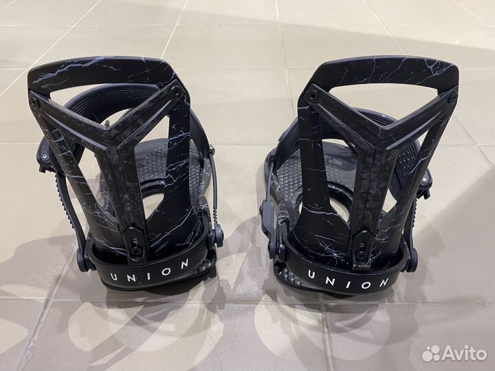 Крепления для сноуборда Union Falcor