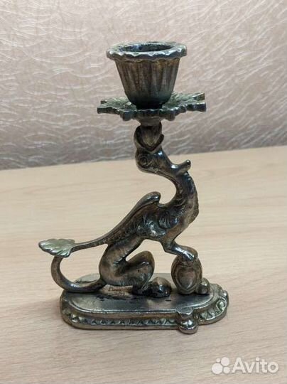 Старинный подсвечник
