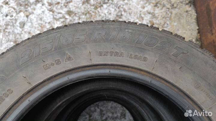 Tigar SUV Ice 215/65 R16 102T