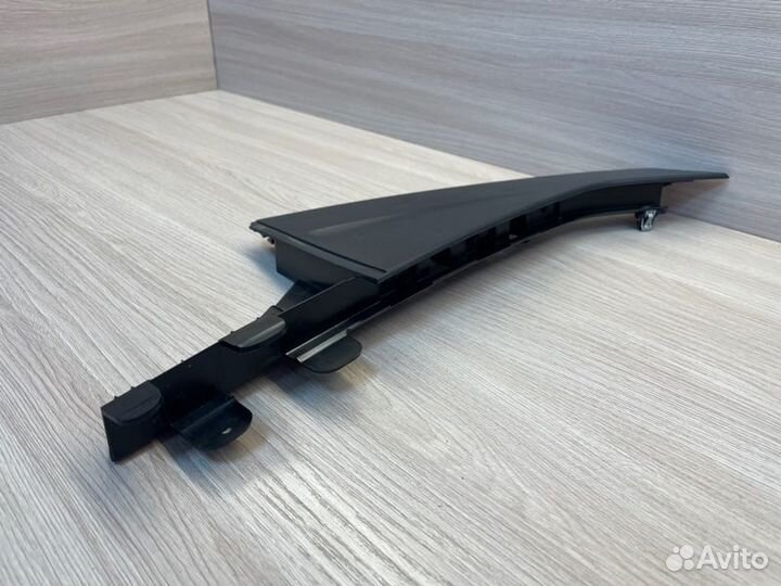 Накладка двери задняя правая LADA X-Ray