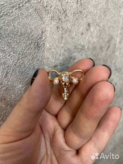 Броши для гинеколога/акушера