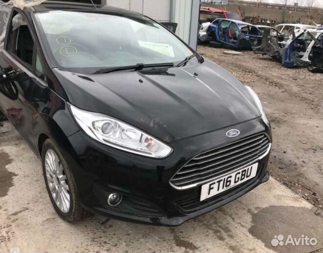 Ford Fiesta 2015 г по запчастям