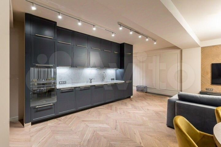 2-к. квартира, 52 м², 9/12 эт.