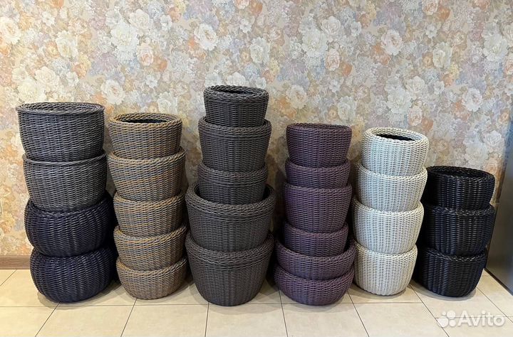 Кашпо для цветов из искусственного ротанга