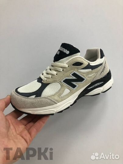 New Balance 990