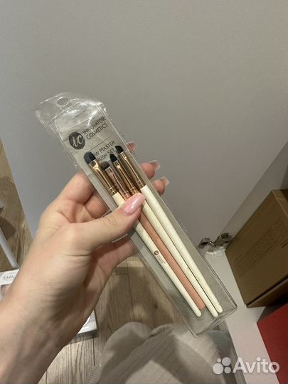 Товары для бровистов