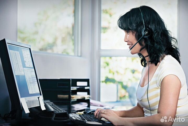 Оператор кол центра