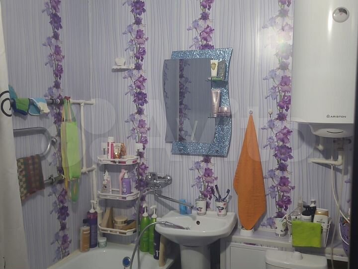 3-к. квартира, 54 м², 1/3 эт.