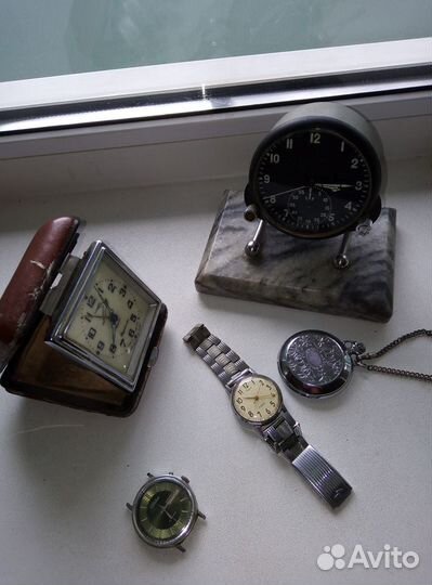 Ретро часы 60-ый годов прошлого столетия (СССР)