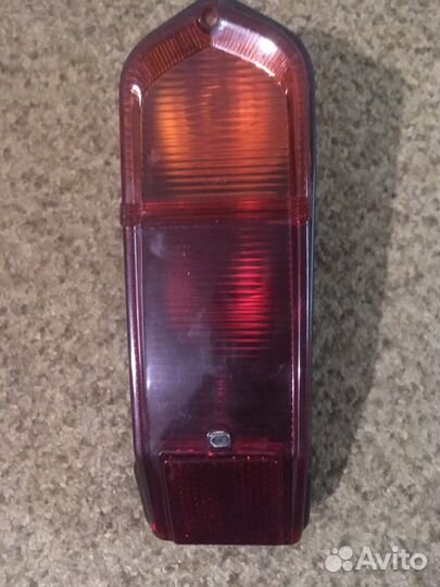 Стекла заднего фонаря ваз-2102