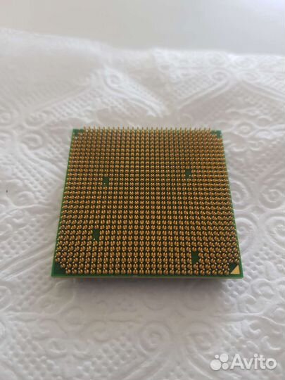 Процессор AMD Athlon 64 LE-1640
