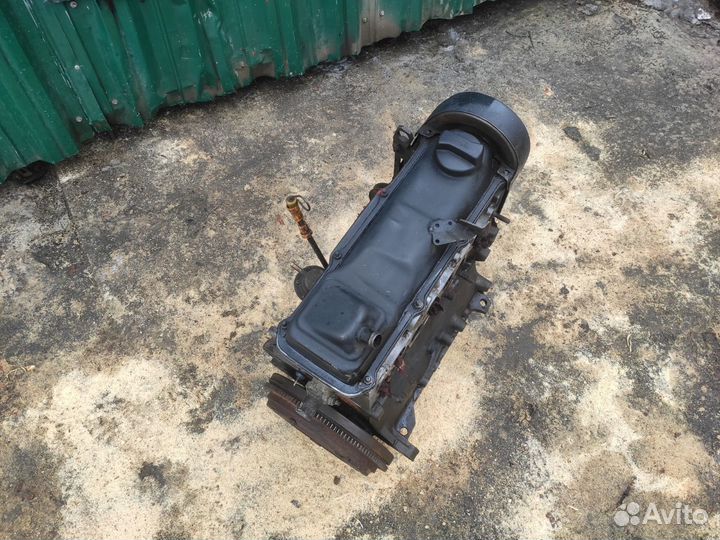 Двигатель Volkswagen Passat B2 1.6