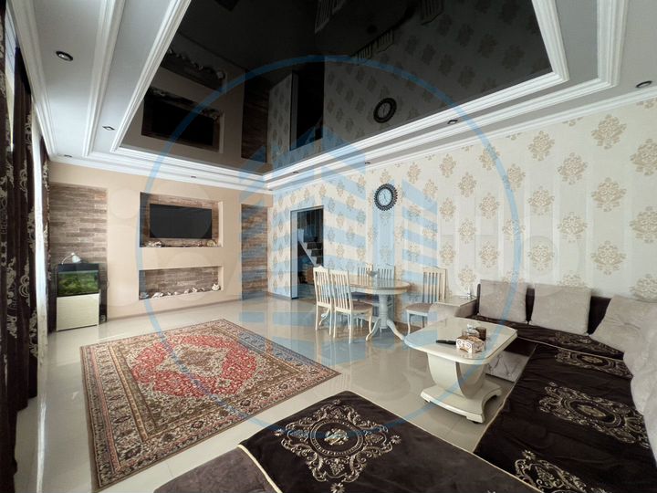 Дом 180,5 м² на участке 6 сот.