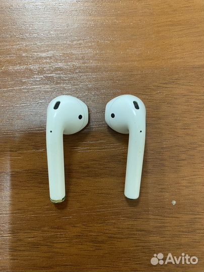 Airpods 1