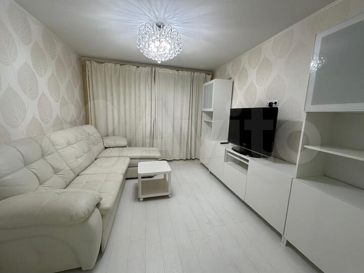 2-к. квартира, 70 м², 6/9 эт.