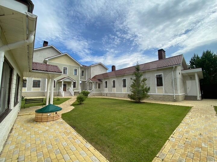 Дом 427,8 м² на участке 16,7 сот.