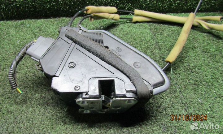 Замок двери передней Infiniti / Nissan QX60 L50