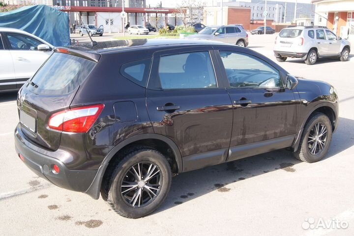 Nissan Qashqai 2.0 CVT, 2010, 288 200 км