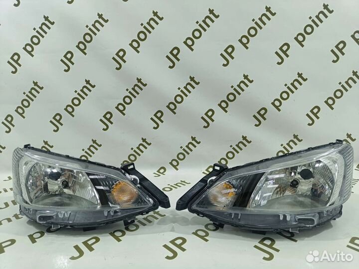 Фара Левая/Правая Nissan NV200/Mitsubishi Delica